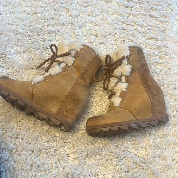 Winter clears! SOREL Joan of Arctic 7 hidden wedge boots - Picture 8 of 14